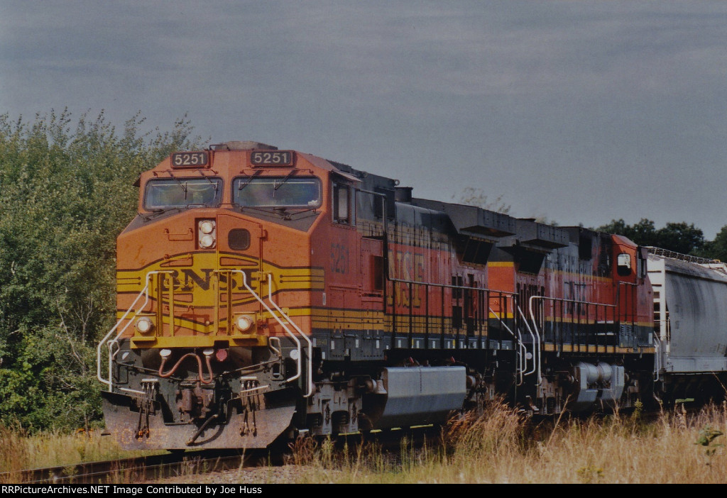 BNSF 5251 East